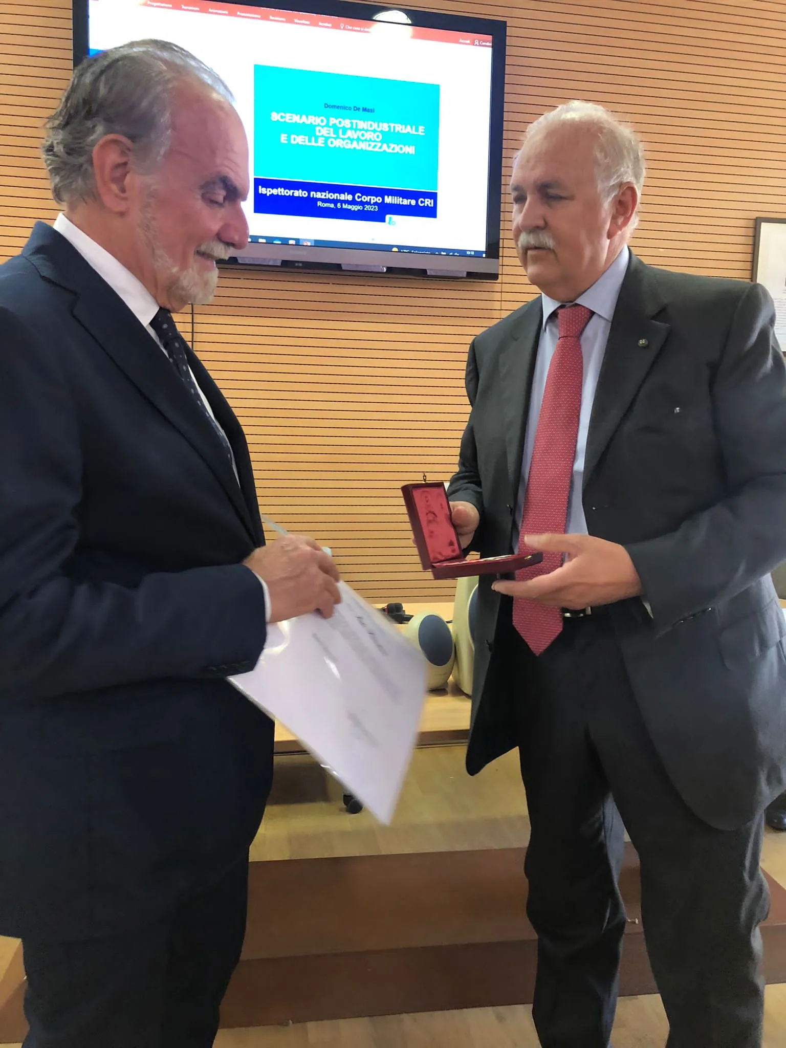 Medaglia d'Oro Croce Rossa Italiana